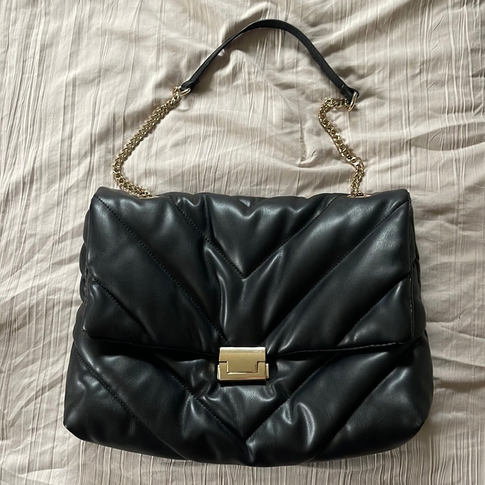 Zara Pillow Bag! *PERFECT CONDITION”